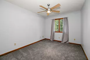 1372 Armour Rd, Bourbonnais, IL 60914 - Photo 12