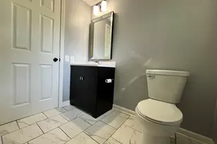 808 E Hickory St, Streator, IL 61364 - Photo 20