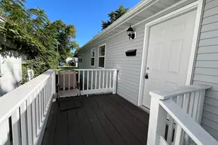 808 E Hickory St, Streator, IL 61364 - Photo 2