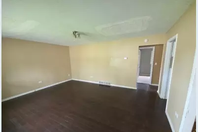 1031 Blackhawk Drive, University Park, IL 60484 - Photo 2