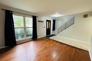 134 Sycamore Ave, Streamwood, IL 60107 - Photo 2