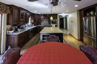 4214 Venard Rd, Downers Grove, IL 60515 - Photo 6