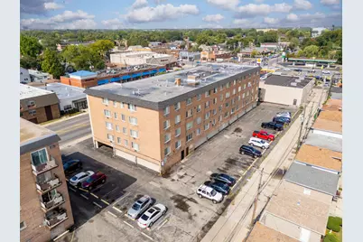 1227 S Harlem Avenue #307, Berwyn, IL 60402 - Photo 6