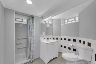 1041 Vernon Ave, Park Ridge, IL 60068 - Photo 20