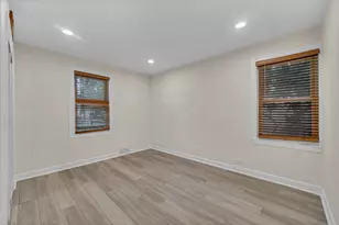 1041 Vernon Ave, Park Ridge, IL 60068 - Photo 16