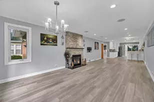 1041 Vernon Ave, Park Ridge, IL 60068 - Photo 4