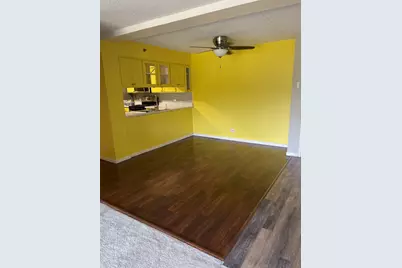 18600 Village West Drive #310, Hazel Crest, IL 60429 - Photo 6