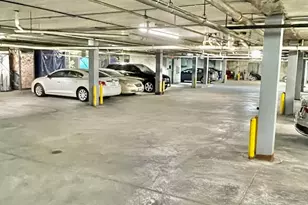 18600 Village West Dr, Hazel Crest, IL 60429 - Photo 18