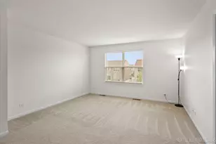 5734 Oak Ridge Way, Lisle, IL 60532 - Photo 18