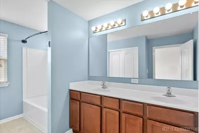 5734 Oak Ridge Way, Lisle, IL 60532 - Photo 14