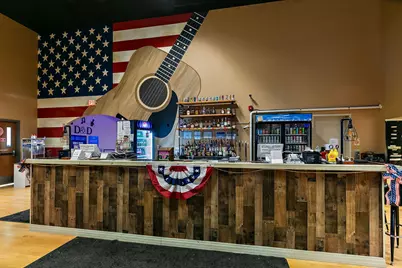 425 W State Street, Sycamore, IL 60178 - Photo 14