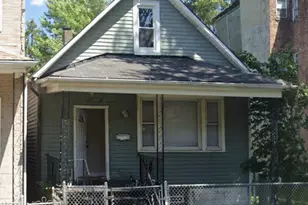 9021 S Exchange Ave, Chicago, IL 60617 - Photo 1