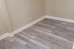 9021 S Exchange Ave, Chicago, IL 60617 - Photo 10