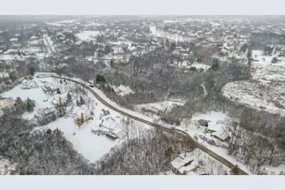 24334 N Grandview Drive, Lake Barrington, IL 60010 - Photo 4