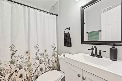 2N361 Diane Avenue, Glen Ellyn, IL 60137 - Photo 8