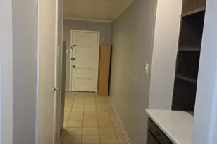 8256 S South Shore Dr, Chicago, IL 60617 - Photo 8