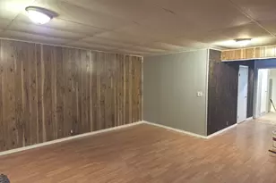 8256 S South Shore Dr, Chicago, IL 60617 - Photo 4