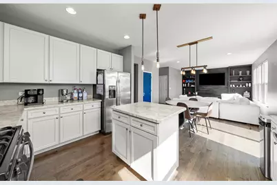 8010 Wood River Street, Joliet, IL 60431 - Photo 16