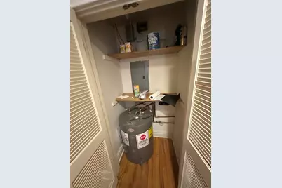 536 N Clark Street, Chicago, IL 60654 - Photo 12