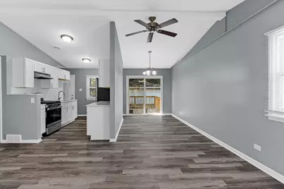 1225 N King Drive NE, South Holland, IL 60473 - Photo 6