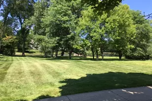 1318 Kajer Ln, Lake Forest, IL 60045 - Photo 6