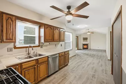 517 Hawthorne Lane, Peotone, IL 60468 - Photo 8