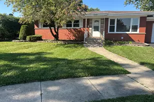 16550 Elm Ct, South Holland, IL 60473 - Photo 2