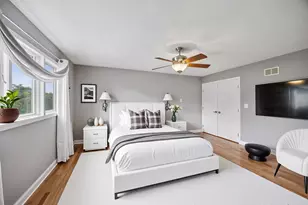 8909 Silverdale Dr, Orland Park, IL 60462 - Photo 4