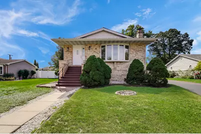 192 W 28th Street, South Chicago Heights, IL 60411 - Photo 1