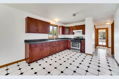 192 W 28th Street, South Chicago Heights, IL 60411 - Photo 4