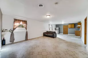 192 W 28th St, South Chicago Heights, IL 60411 - Photo 16