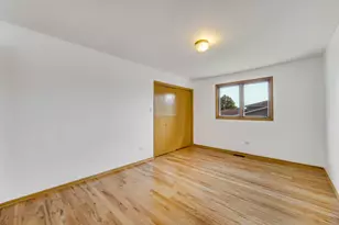 192 W 28th St, South Chicago Heights, IL 60411 - Photo 12