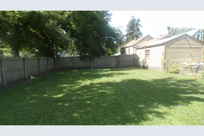 4053 Rose Avenue, Lyons, IL 60534 - Photo 8