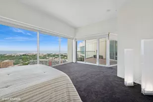 1720 Maple Ave, Evanston, IL 60201 - Photo 20