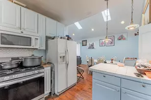 2541 N Mont Clare Ave, Chicago, IL 60707 - Photo 6