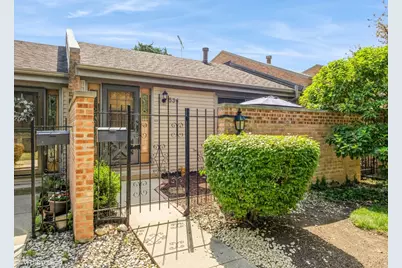 534 E Main Street, Barrington, IL 60010 - Photo 1