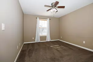 1714 Flagstone Dr, Normal, IL 61761 - Photo 32