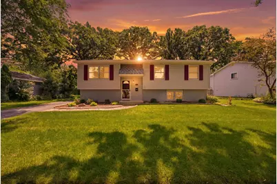 2713 Ravinia Lane, Woodridge, IL 60517 - Photo 2
