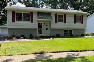 2713 Ravinia Ln, Woodridge, IL 60517 - Photo 4