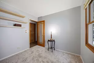 2713 Ravinia Ln, Woodridge, IL 60517 - Photo 20