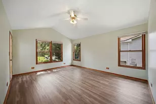 2713 Ravinia Ln, Woodridge, IL 60517 - Photo 14