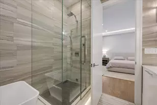 2027 W Belmont Ave, Chicago, IL 60618 - Photo 16