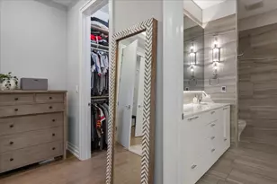 2027 W Belmont Ave, Chicago, IL 60618 - Photo 14