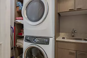 2027 W Belmont Ave, Chicago, IL 60618 - Photo 28