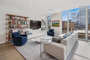 360 W Erie St, Chicago, IL 60654 - Photo 4