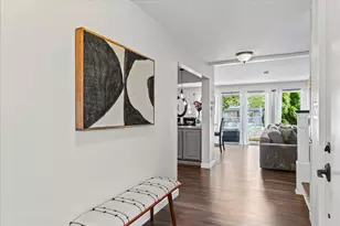 7 Briar Hill Cir, Champaign, IL 61822 - Photo 6