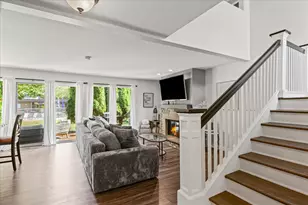 7 Briar Hill Cir, Champaign, IL 61822 - Photo 8