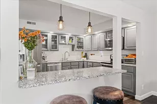 7 Briar Hill Cir, Champaign, IL 61822 - Photo 14