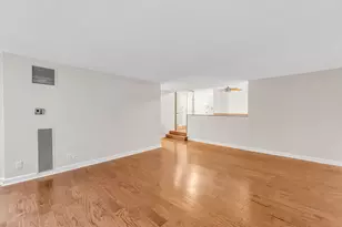 230 E Ontario St, Chicago, IL 60611 - Photo 10