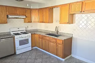 220 N Park Dr, Glenwood, IL 60425 - Photo 10